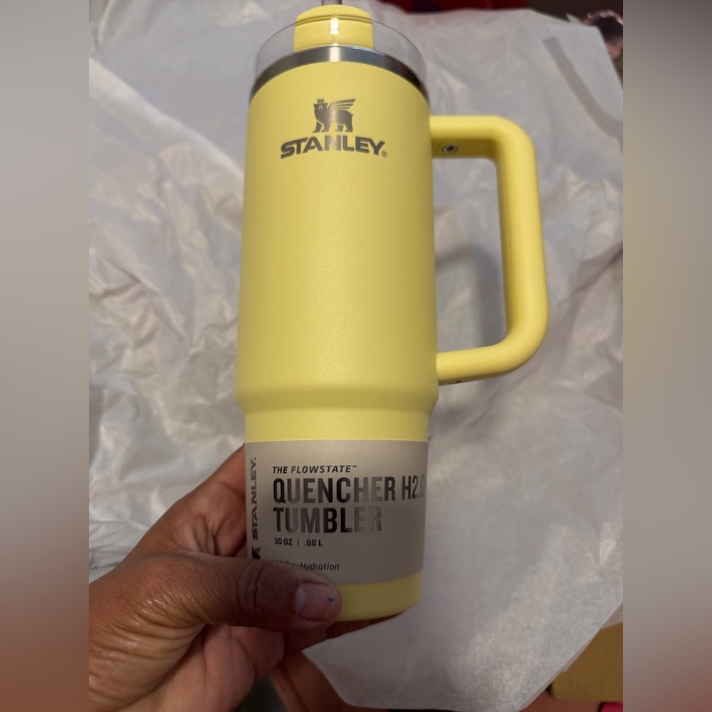 Stanley 30oz “Pomelo” Yellow Quencher Tumbler NEW